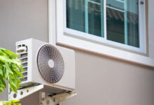 داکت اسپلیت نصب شده بر روی دیوار خانه